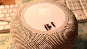 homepod s obrazovkou 2024