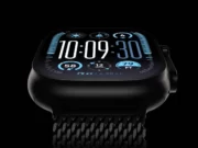 Apple představuje Apple Watch Ultra 2 v černé barvě s titanovým Milanese řemínkem AW-ultra-2