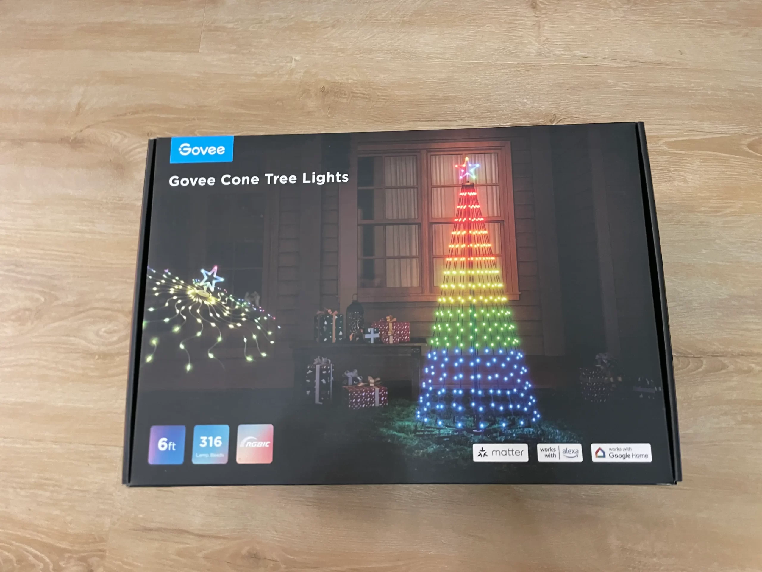 cone tree light - vanocni dekorace govee