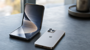 Skládací iPhone může přijít ve dvou krocích. Nejdřív ukázka