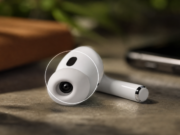 Kamerová AirPods přijdou prý až v roce 2027, prozradil to kód macOS Sluchátka AirPods Pro s naznačenou kamerou pro budoucí funkci Visual Intelligence