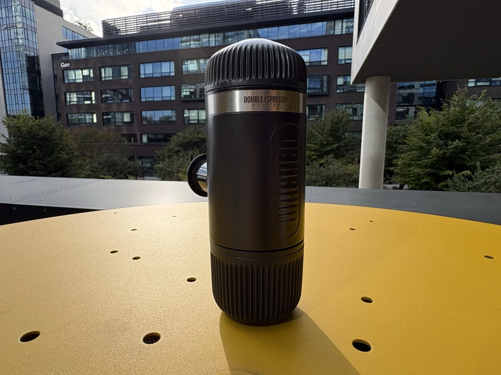 Wacaco Nanopresso s nasazeným Double Espresso adaptérem z Barista Kitu