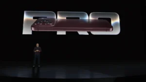 Konfigurátor iPhonu 18 Pro na apple.com se zobrazeným termínem dodání