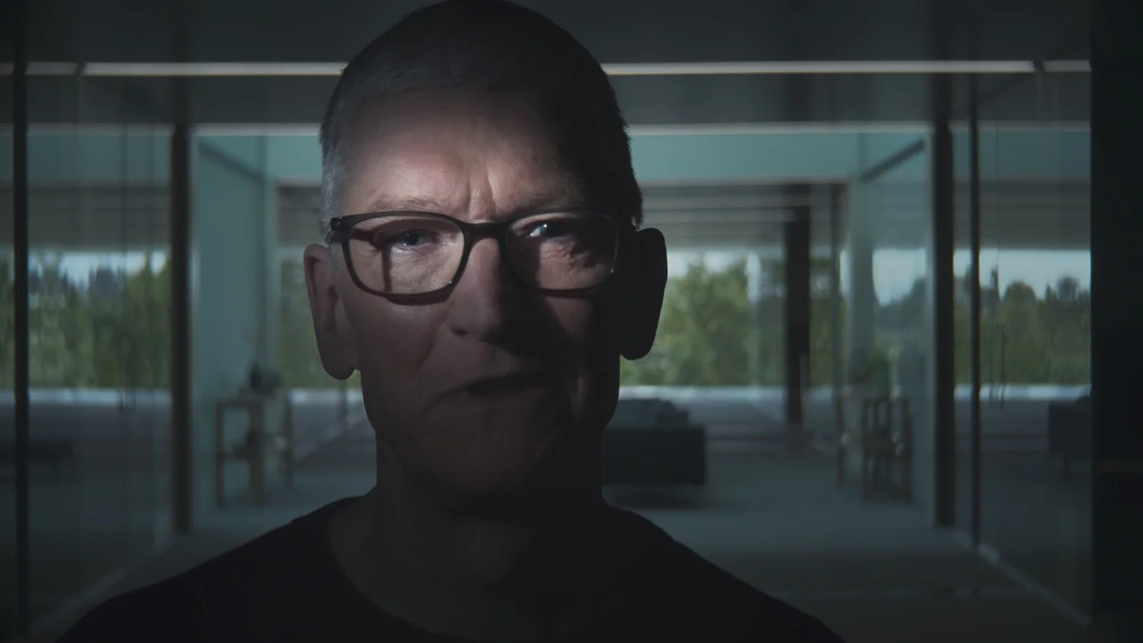 Tim Cook v úvodním skeči keynote Apple 9. září 2026