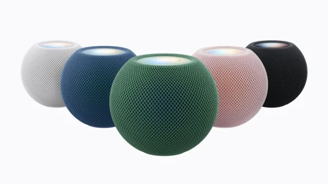 HomePod mini 2 v pěti barvách: bílá, modrá, zelená, růžová a temně inkoustová