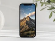 iOS 27 přináší čtyři nové úpravy zamykací obrazovky: jak je nastavit iPhone s iOS 27 a zamknutou obrazovkou s malými hodinami v horní řadě a fotkou přes celý displej